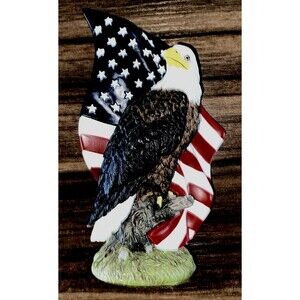 Life Symbols Bald Eagle 2018 USA Flag American Statue Eagle